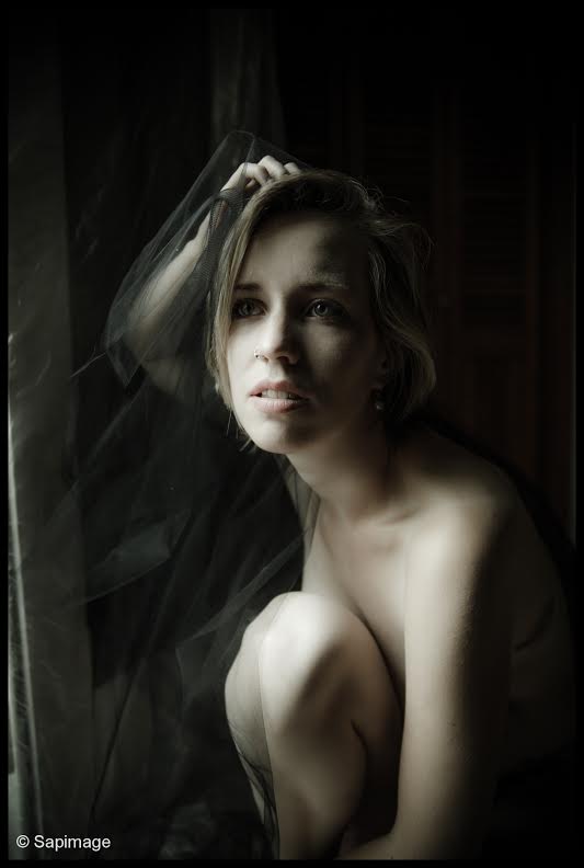 Female model photo shoot of Ivy Afon by EarthLight
