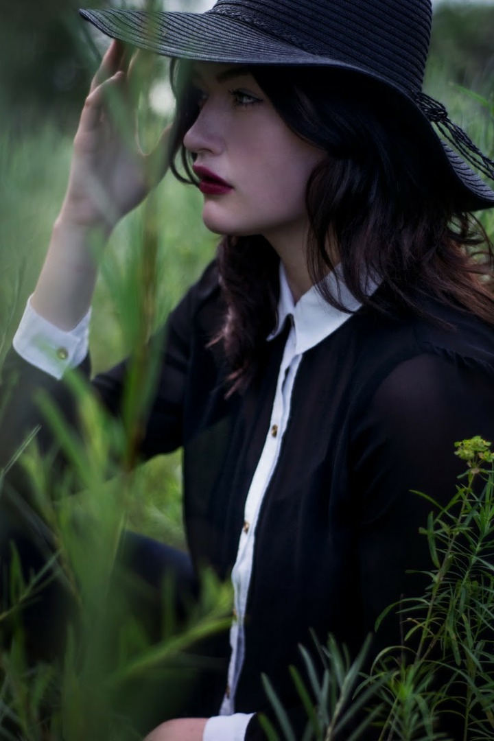 Female model photo shoot of Amanda Bauderer by DOMvisions