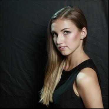 Female model photo shoot of Katie Farrant