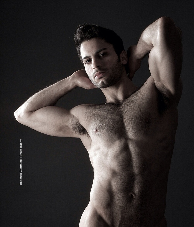 Male model photo shoot of Felipe Da Costa 