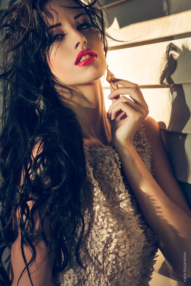 Female model photo shoot of Cristina Jacobs MUA