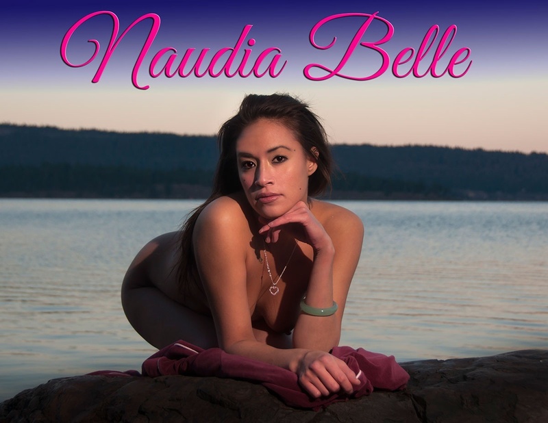 Female model photo shoot of NaudiaBelle
