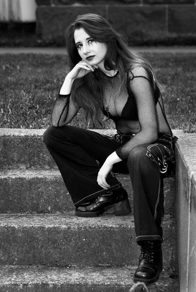 Female model photo shoot of Angela Zane