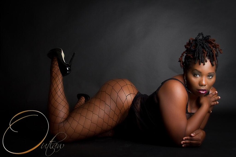 Female model photo shoot of Thickalious in Baltimore md