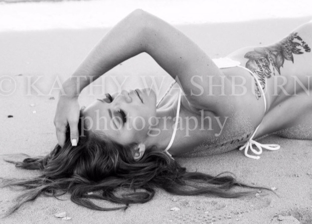 Female model photo shoot of Mariah Grace in Magic Island