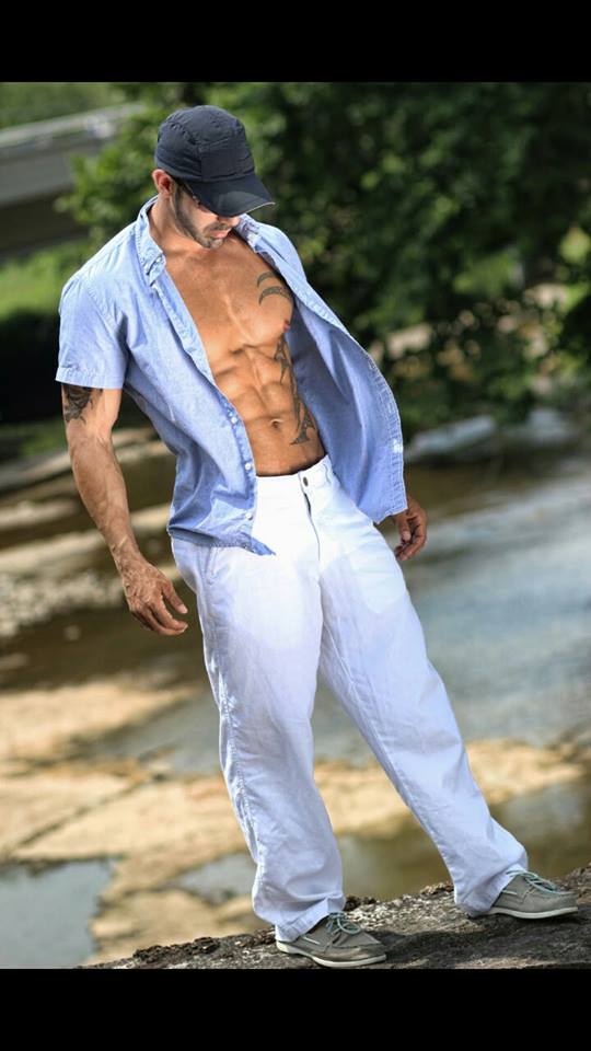 Male model photo shoot of robert mac 