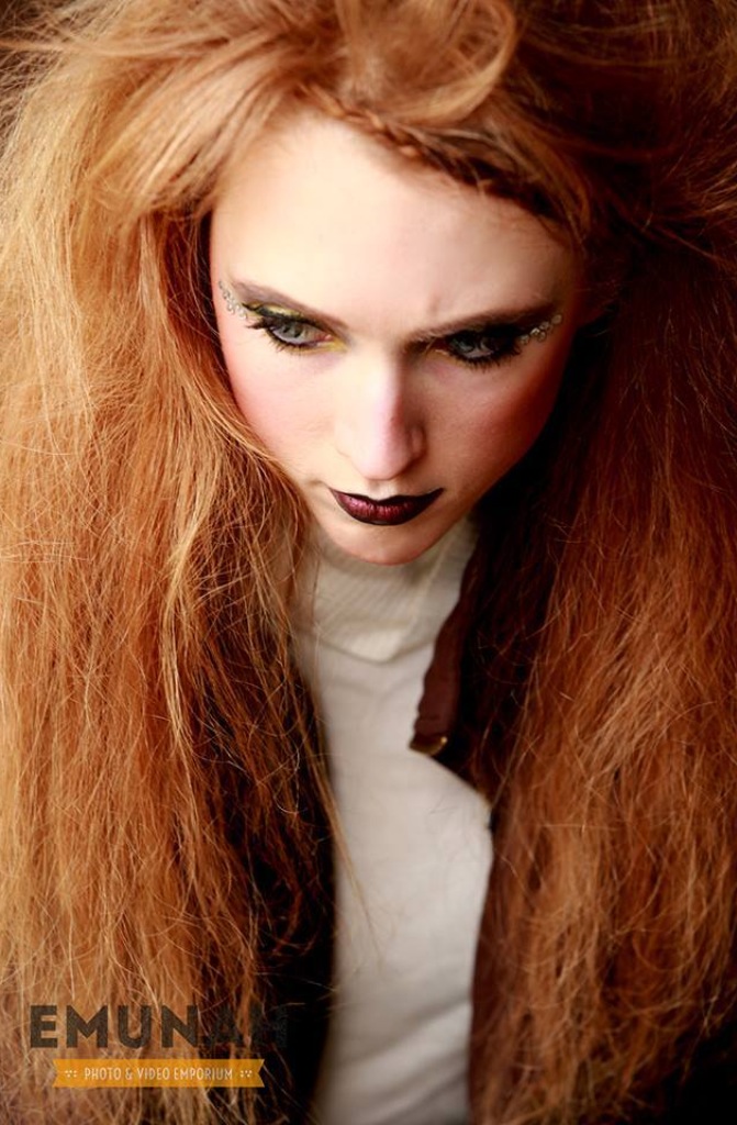 Female model photo shoot of Cynthia Willis