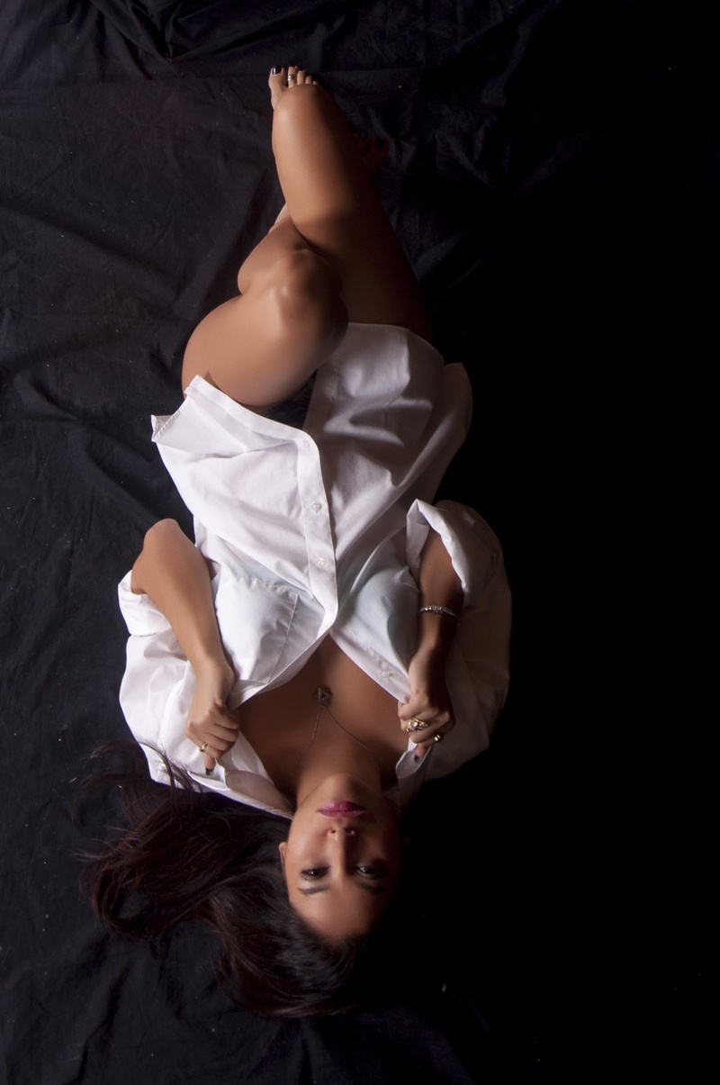 Female model photo shoot of Jenniferjaclyn by Randy C Photography