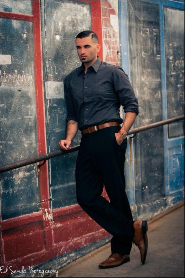 Male model photo shoot of Ravi Tawney