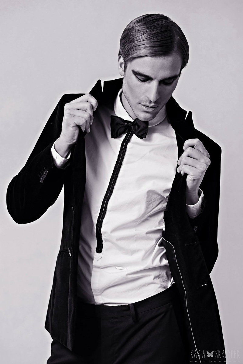 Male model photo shoot of Sebastien Ulens