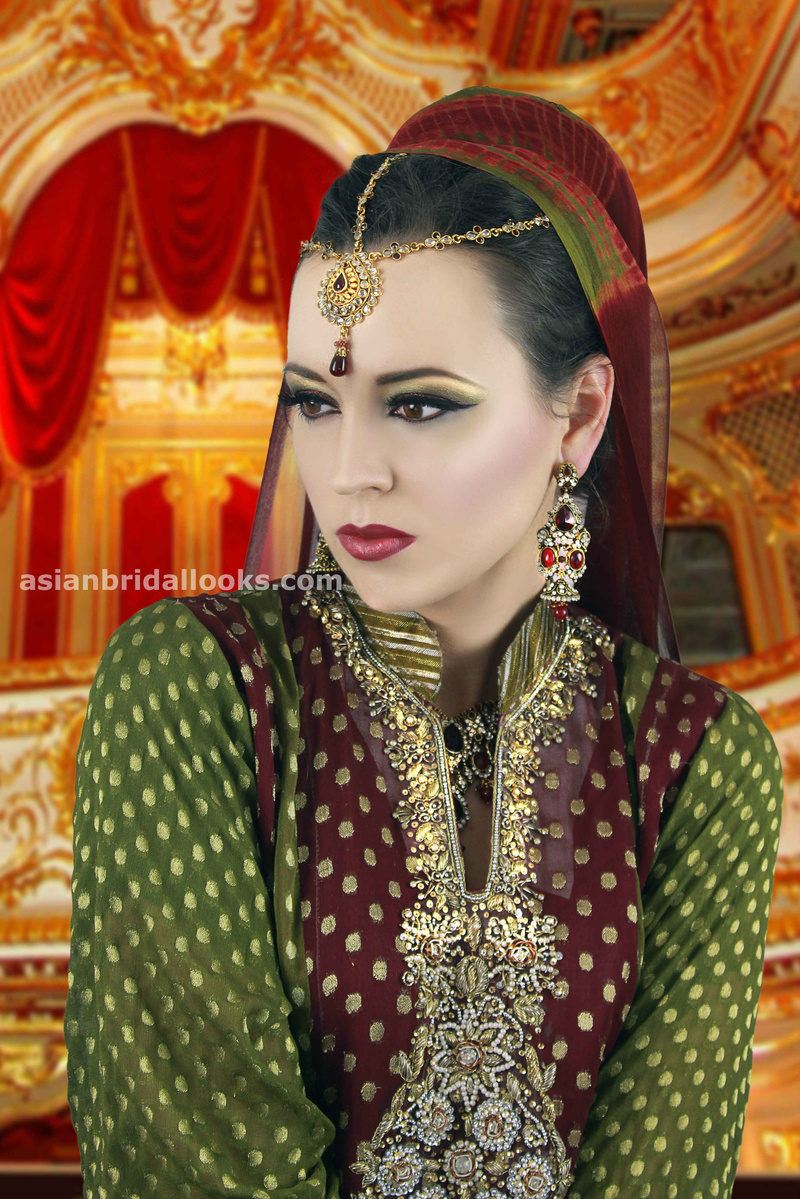 Female model photo shoot of Nayyar Khan