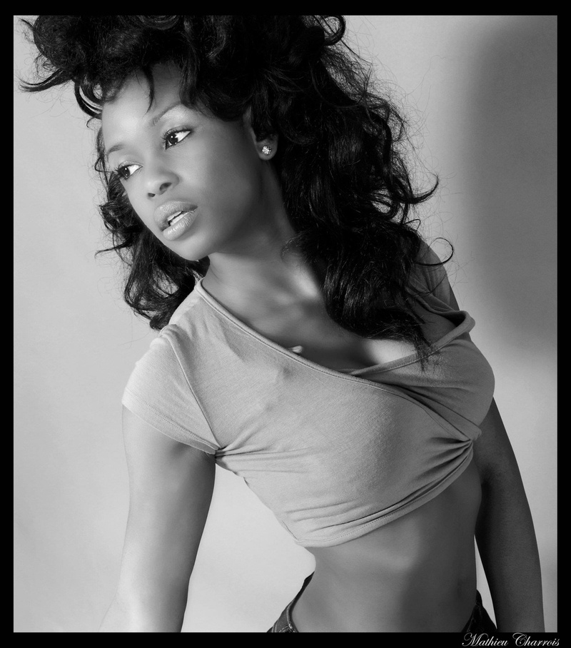 Female model photo shoot of Gara Nlandu