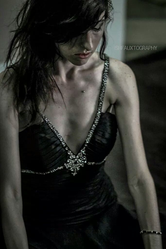 Female model photo shoot of LilithNoir