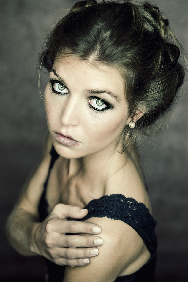 Female model photo shoot of Michaela Kovacova
