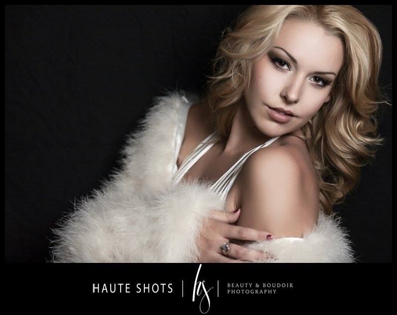 Female model photo shoot of Kalliann Christine Haas
