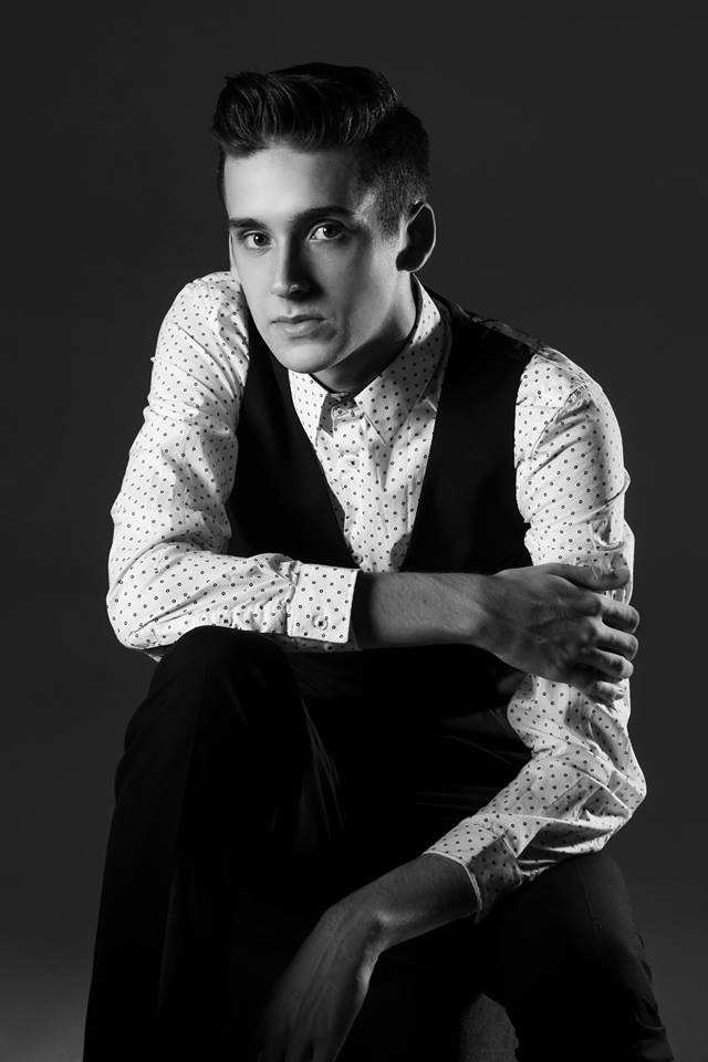 Male model photo shoot of ThisIsGavin