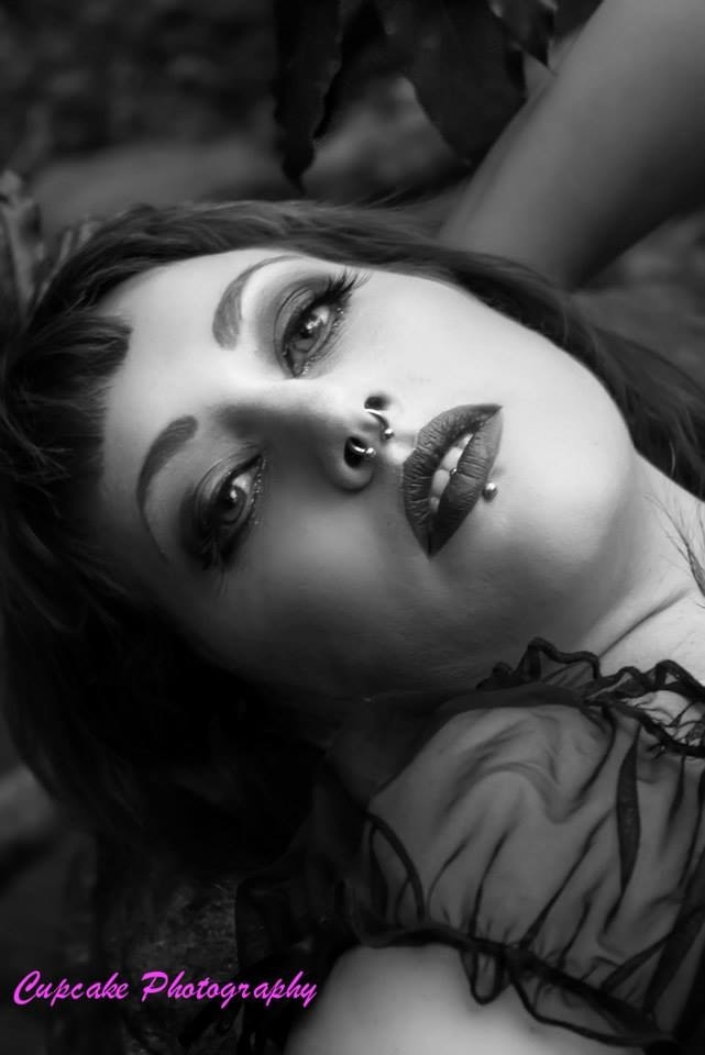 Female model photo shoot of Lyra Fae