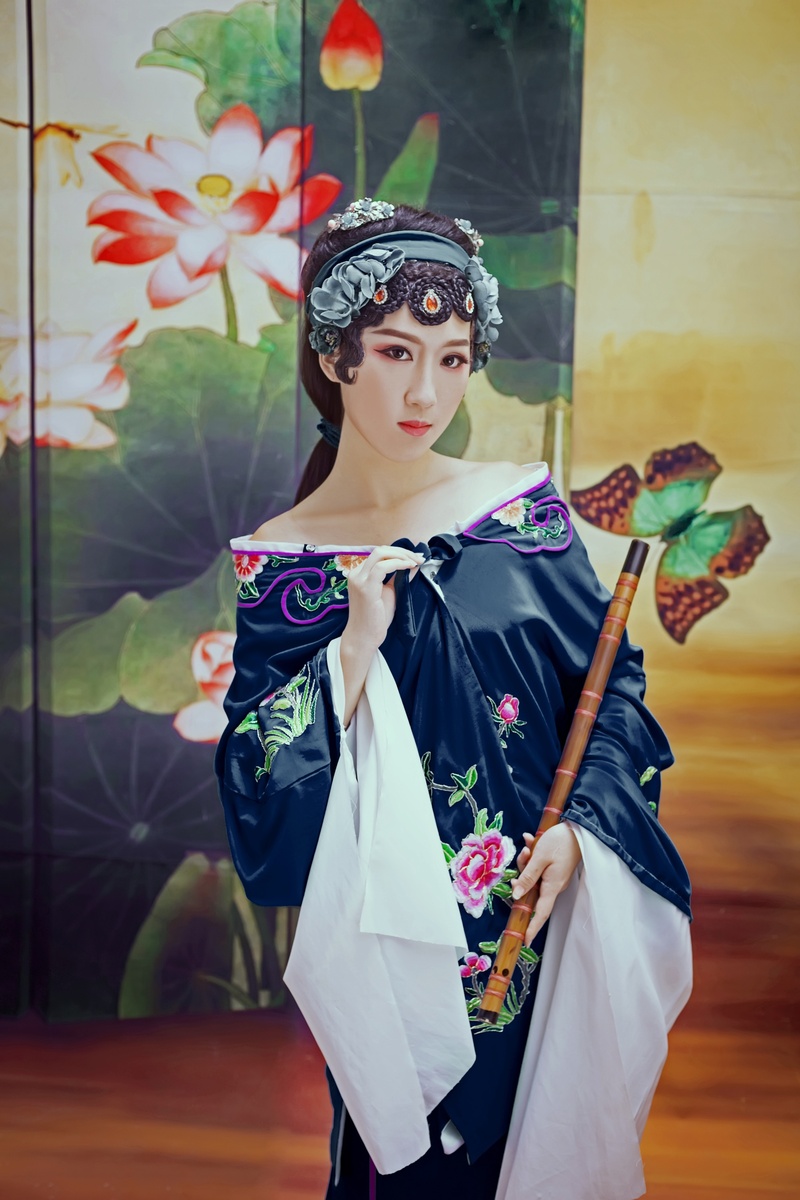 Female model photo shoot of Elena Snow in Wuhan, China