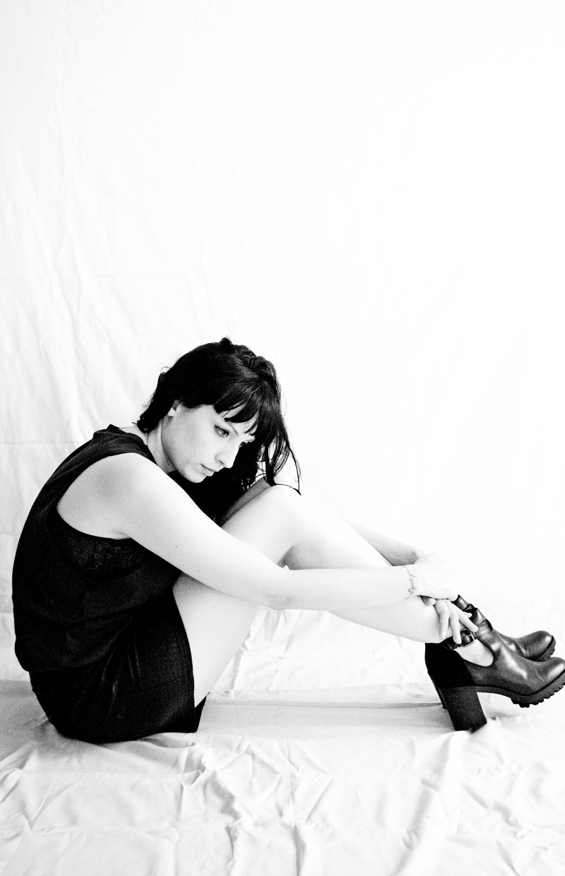 Female model photo shoot of laura_bea