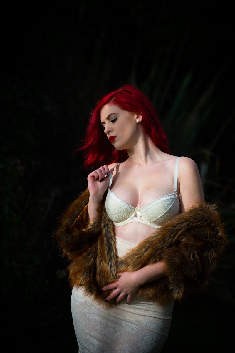 Female model photo shoot of Madalaine Rose by Larissa Darragh