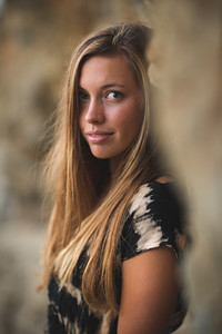 Female model photo shoot of juliaholm