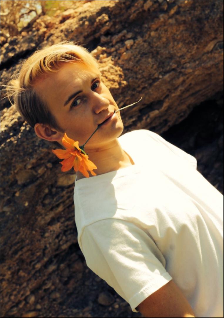 Male model photo shoot of Ocean Anders