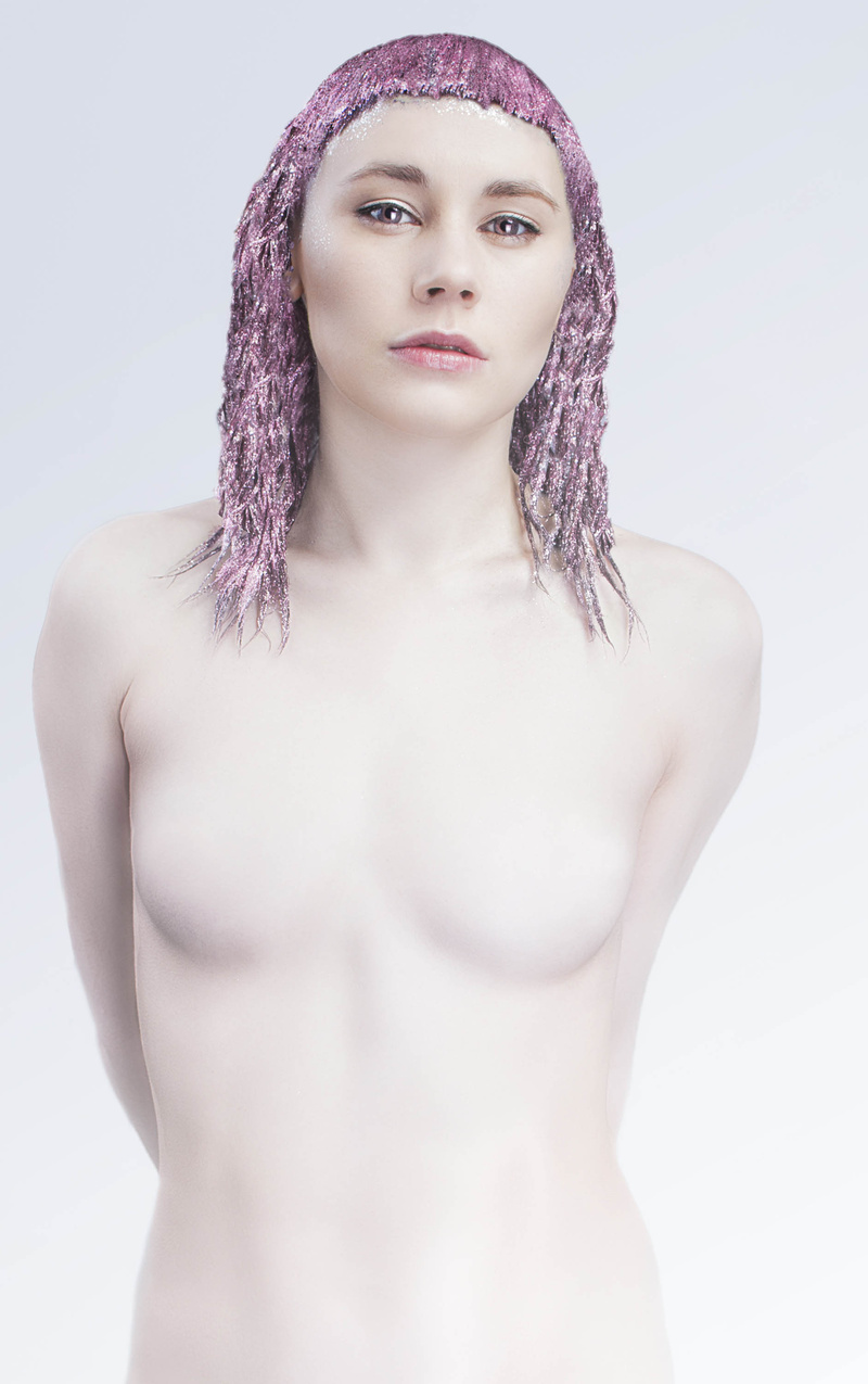 Female model photo shoot of CamillaEriksen in http://camillaeriksen.500px.com/alien