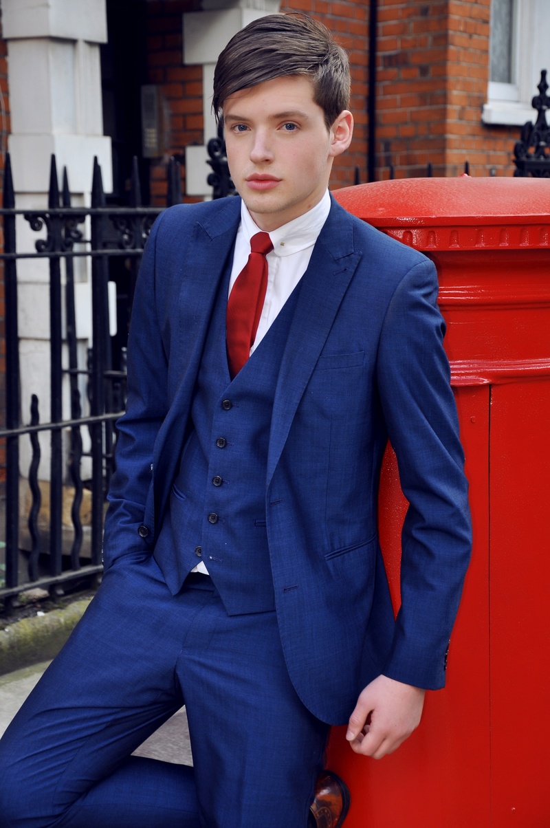 Male model photo shoot of Benjamin-McCartin