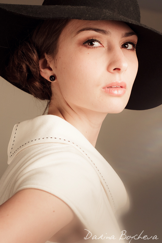 Female model photo shoot of Lina N
