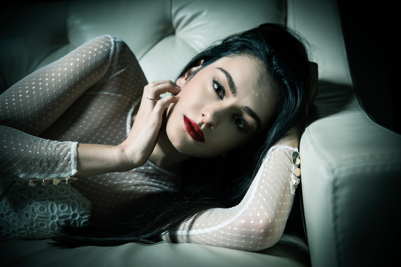 Female model photo shoot of Niyla Iman Artistry