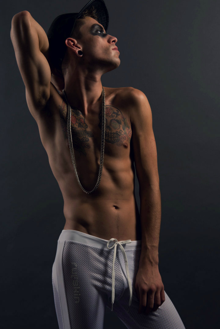 Male model photo shoot of Riley Foxx