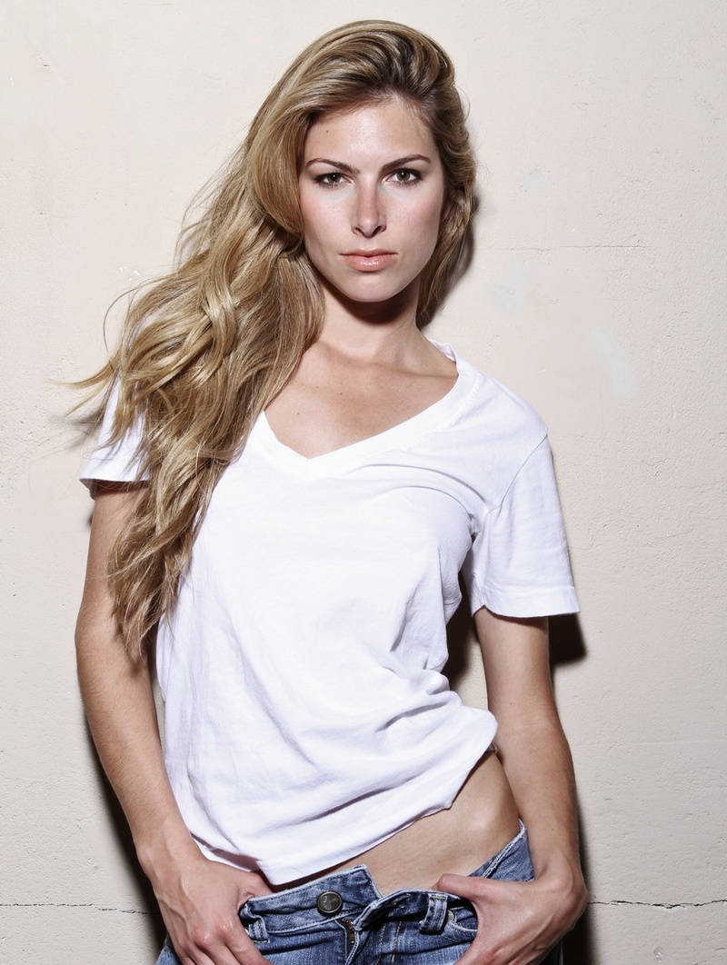 Female model photo shoot of Lunden Mihalic