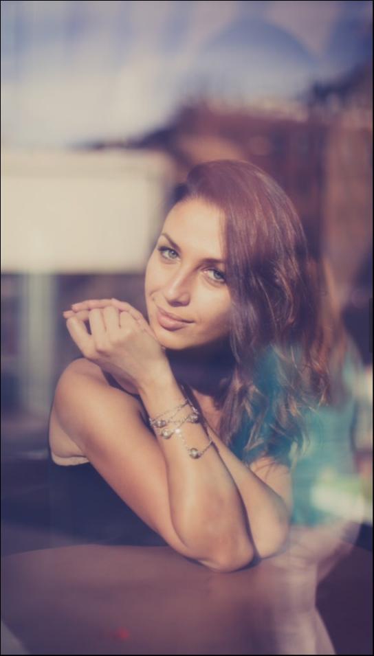 Female model photo shoot of ZhannaNovikova