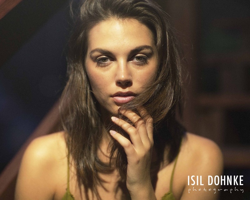 Female model photo shoot of Isil Dohnke Photography