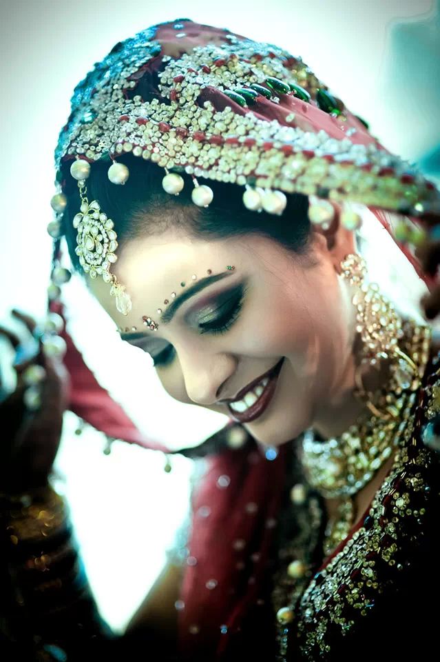 Female model photo shoot of Tarang Makeup Artist by coolbluez in new delhi