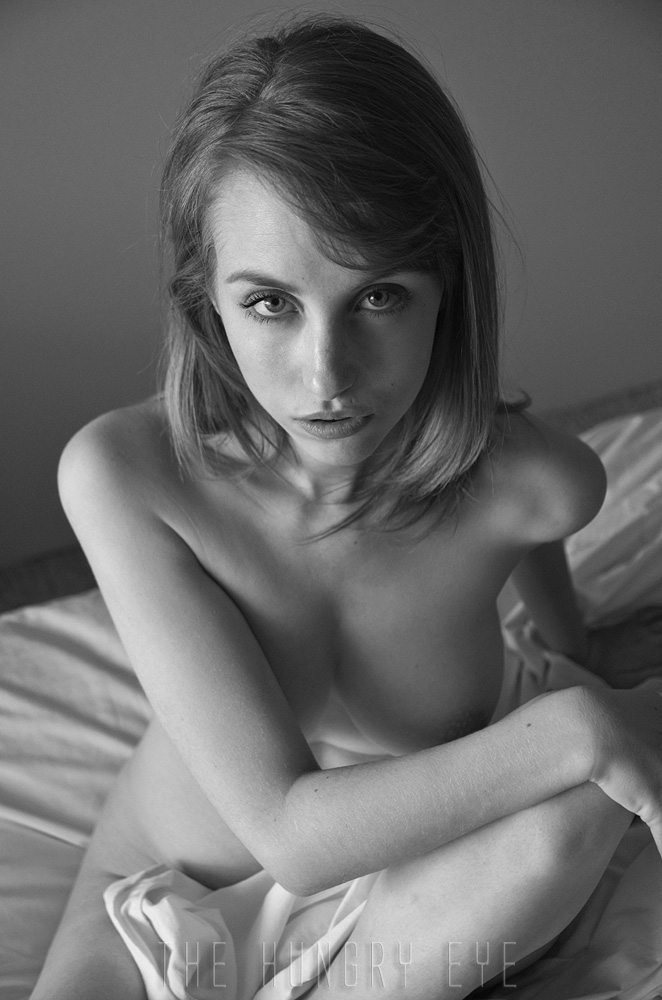 Female model photo shoot of ScarletEast