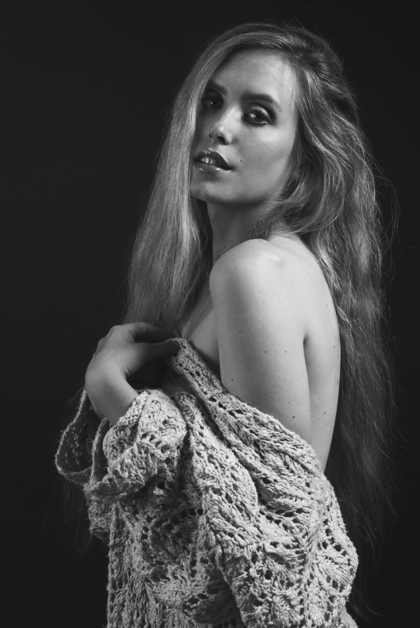 Female model photo shoot of AubreyGJ