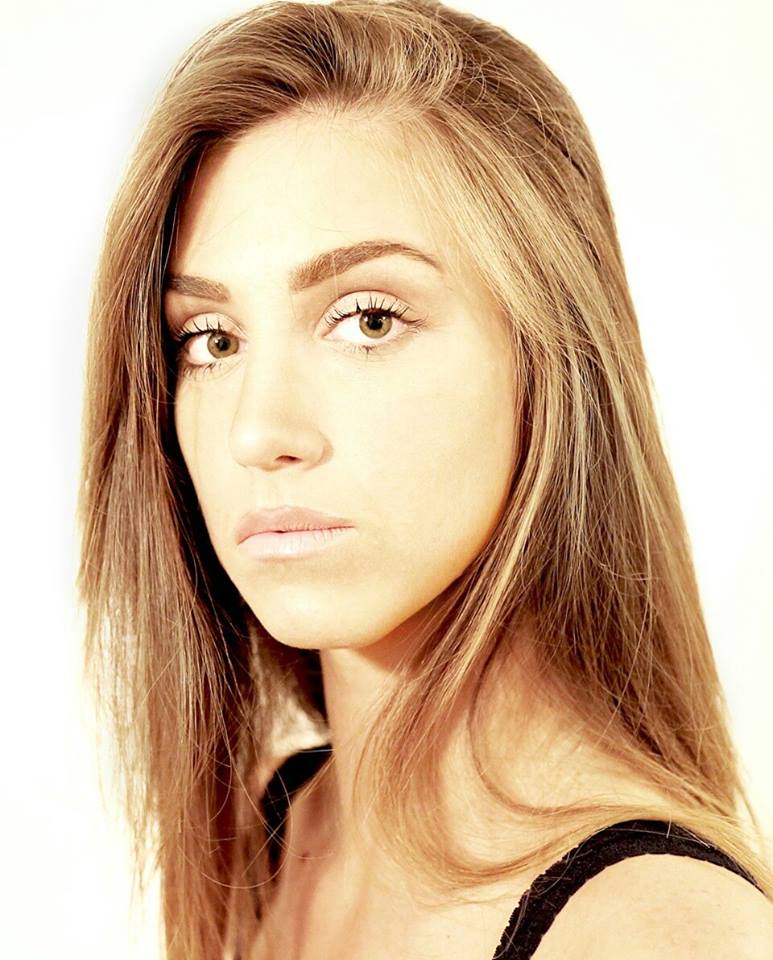 Female model photo shoot of Danica Markovic