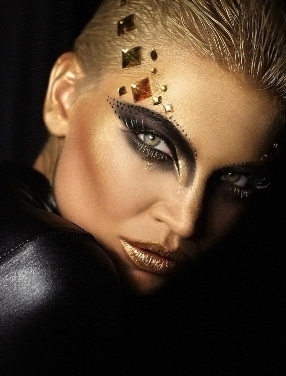 Female model photo shoot of Ludmila Skvorova
