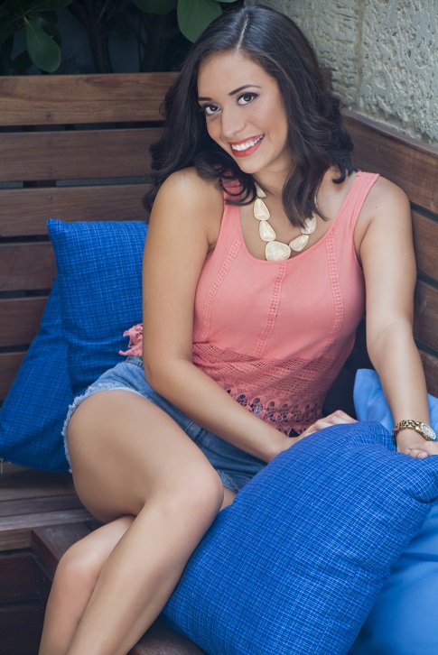Female model photo shoot of Patricia Contreras
