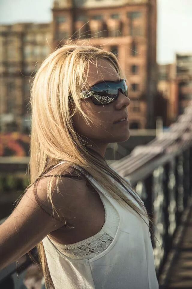 Female model photo shoot of xmyax in glasgow city centre