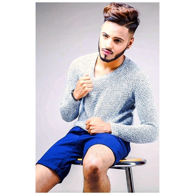 Male model photo shoot of Idnan_Amaan