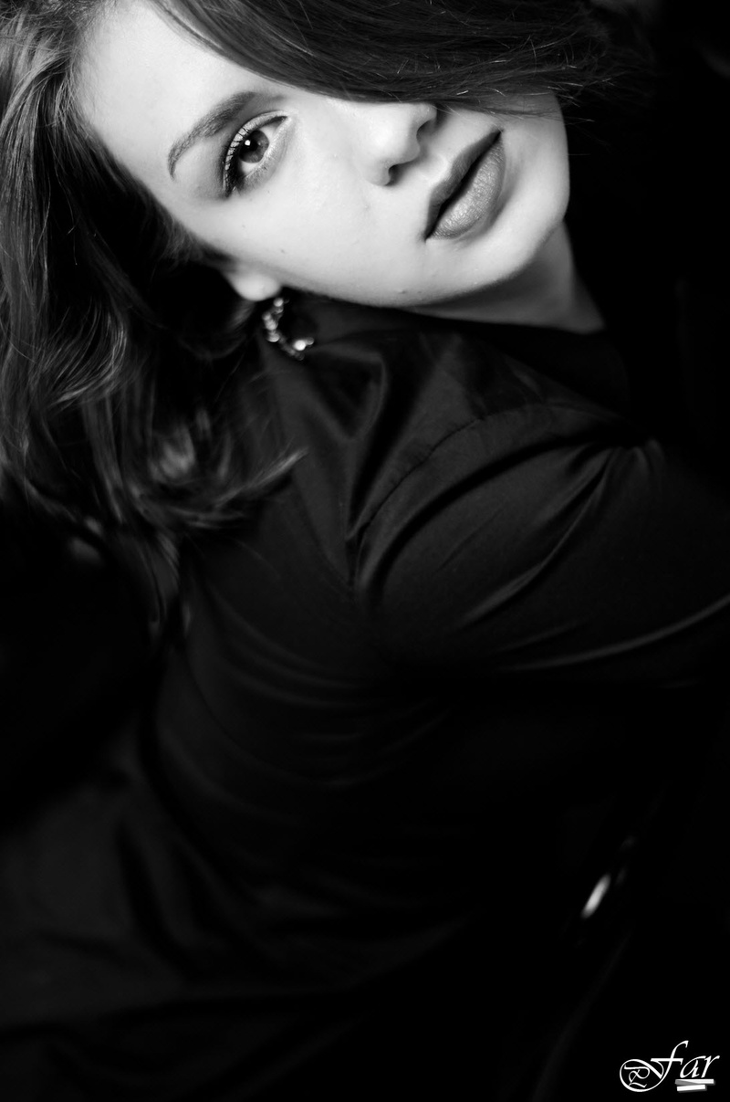 Female model photo shoot of Andrea Nashipae