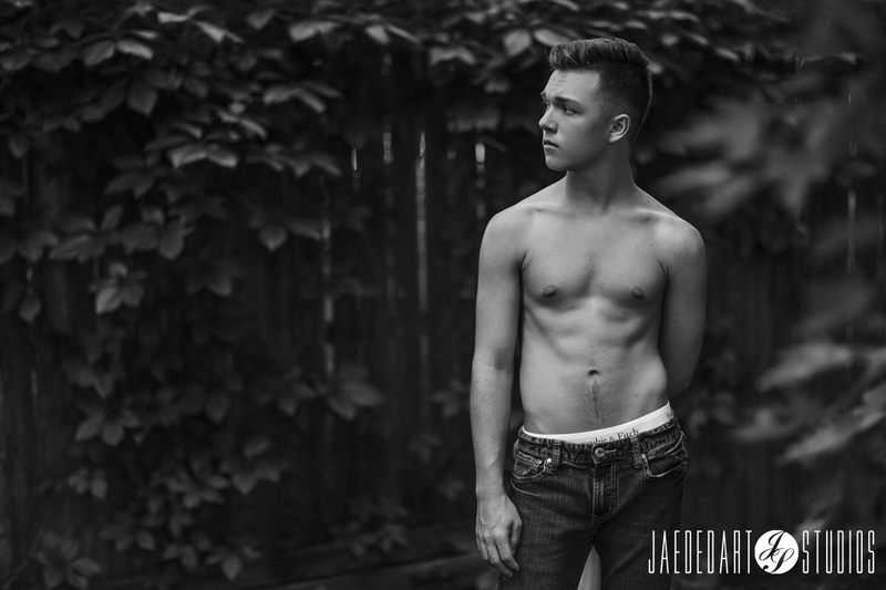Male model photo shoot of austinhowe_