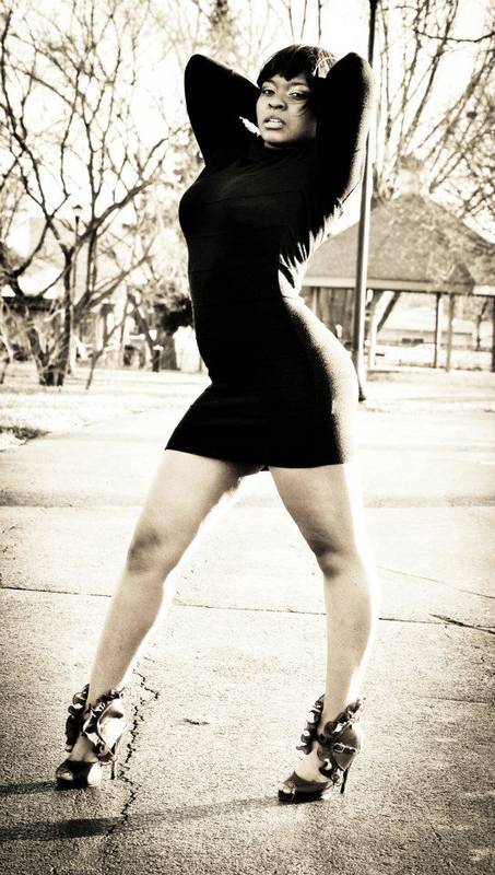 Female model photo shoot of Quadalisha