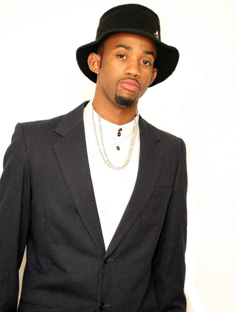 Male model photo shoot of Motown Maurice