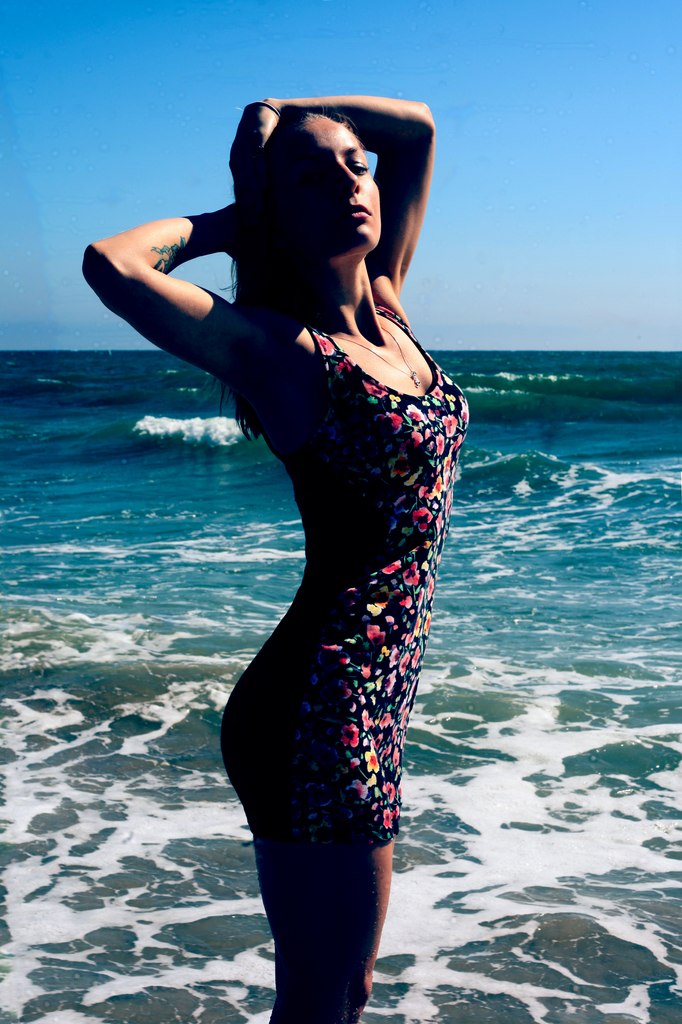 Female model photo shoot of Alina Orion in Santa Monica