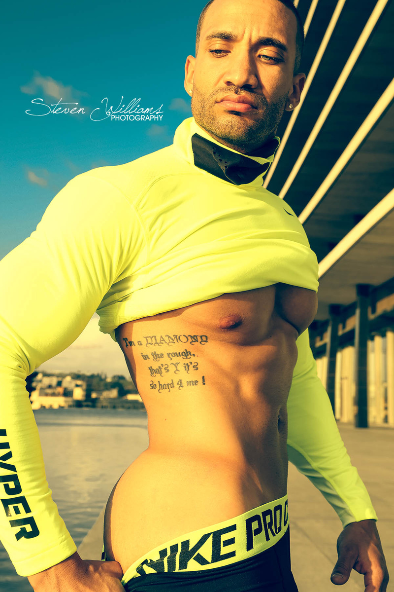 Male model photo shoot of Ronnie Cash