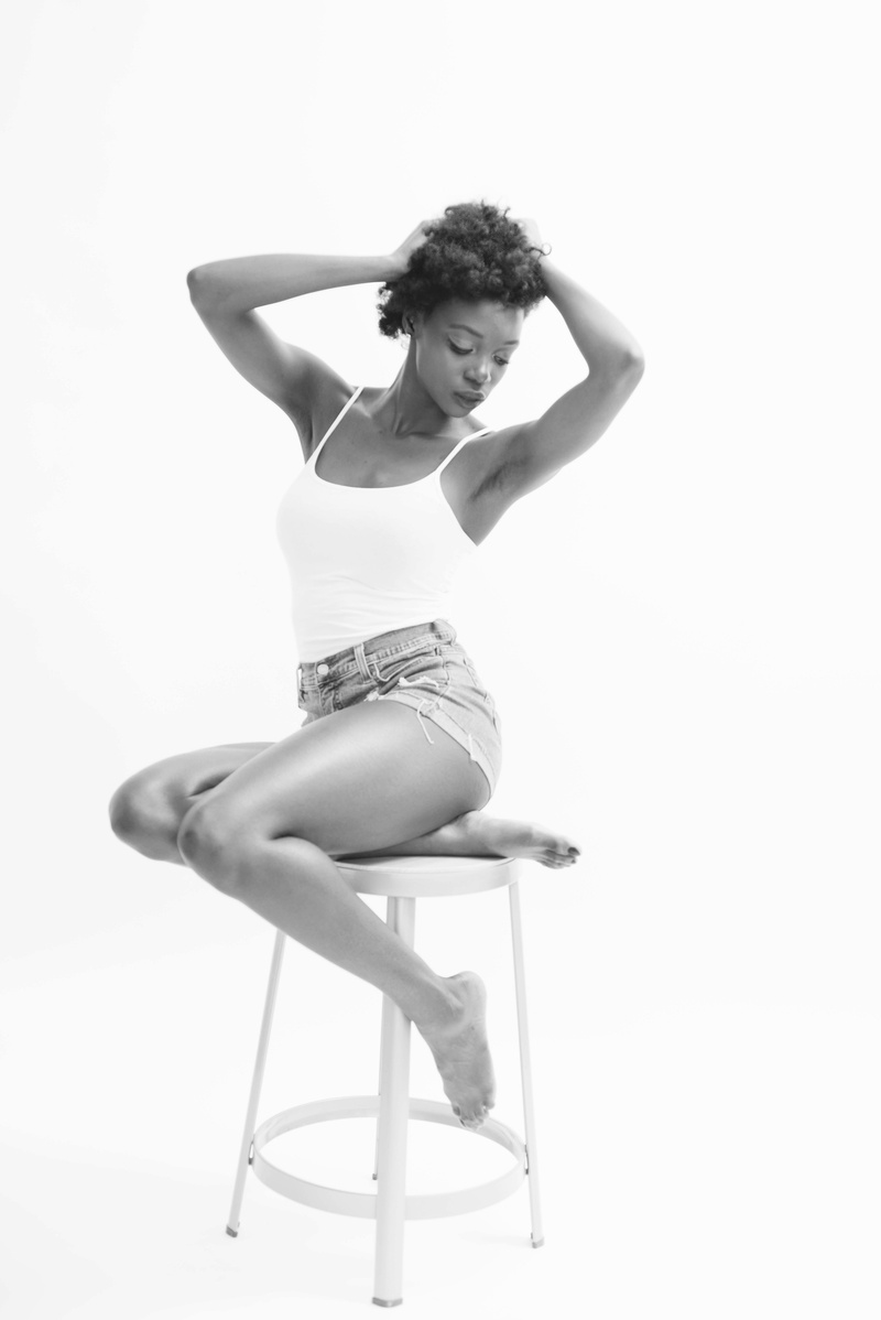 Female model photo shoot of Elizabeth Tawose