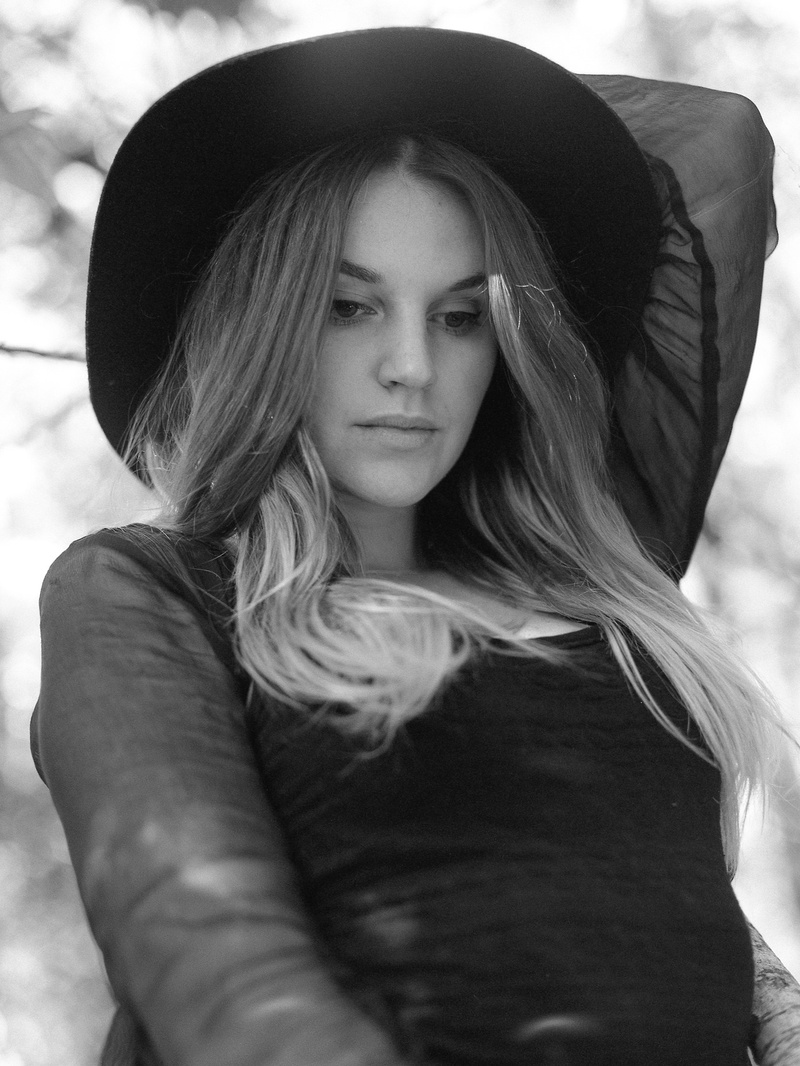 Female model photo shoot of Savannah Cohen